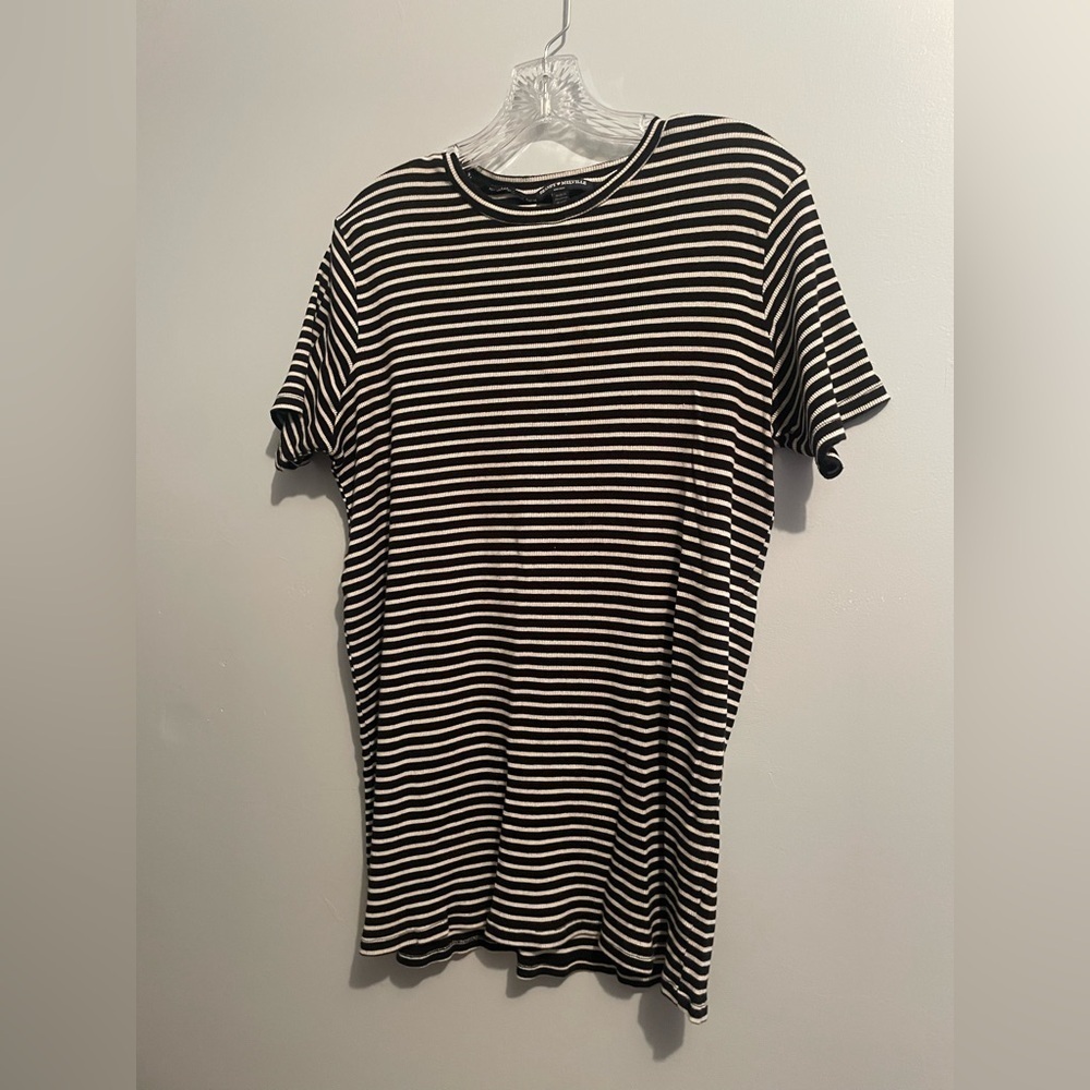 Brandy Melville Women’s One Size Striped Black White Cream Short Sleeve Top EUC - Picture 4 of 14